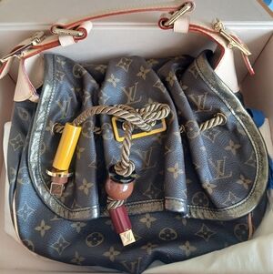 Louis Vuitton Kalahari PM bag